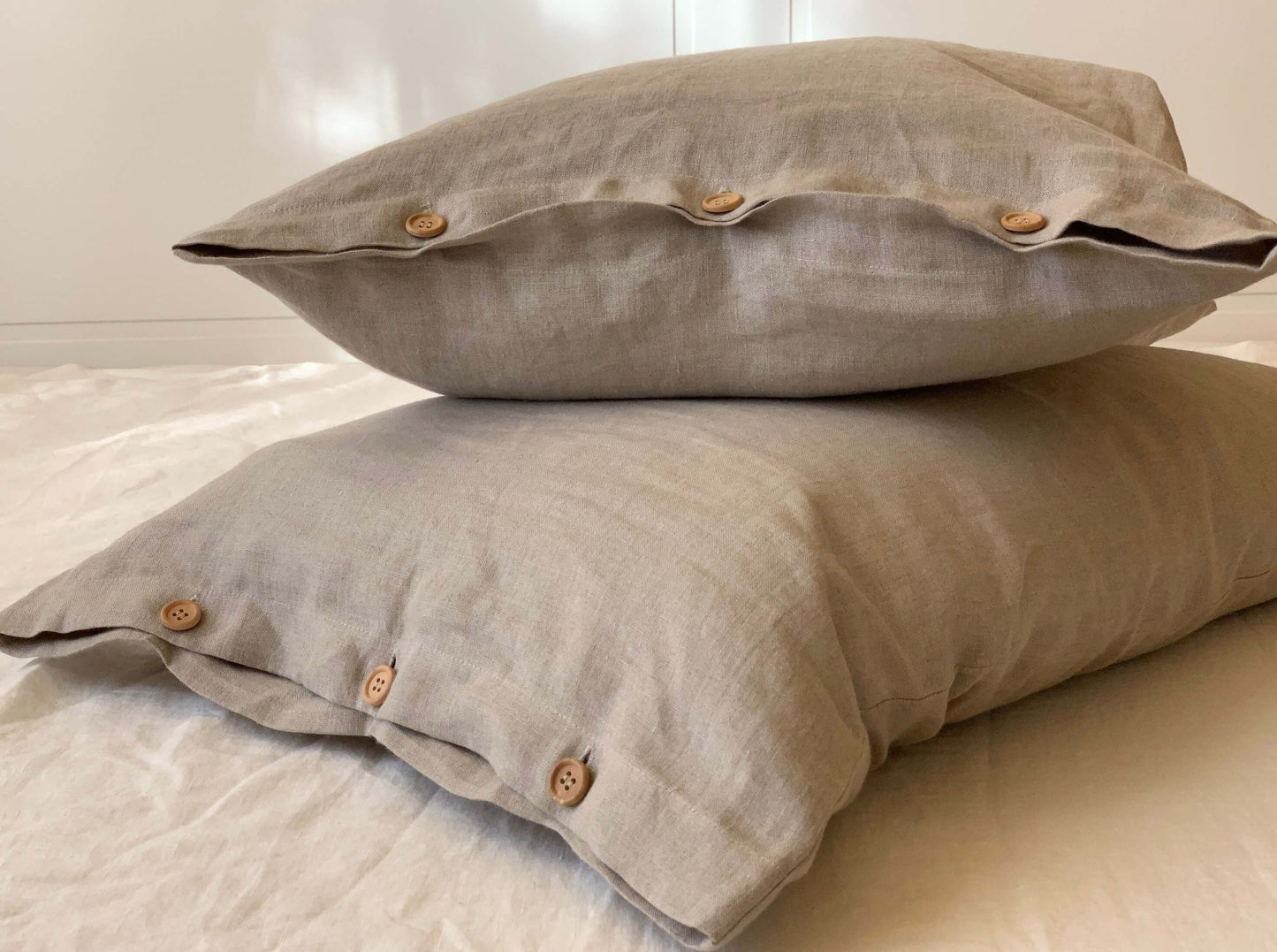 European Linen Pillowcases Set of 2 with Wooden Buttons
