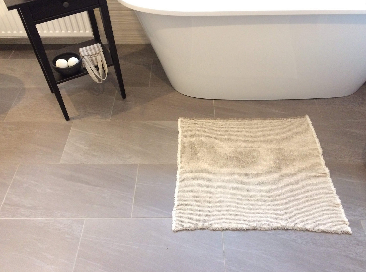 Soft linen bathroom mat vintage