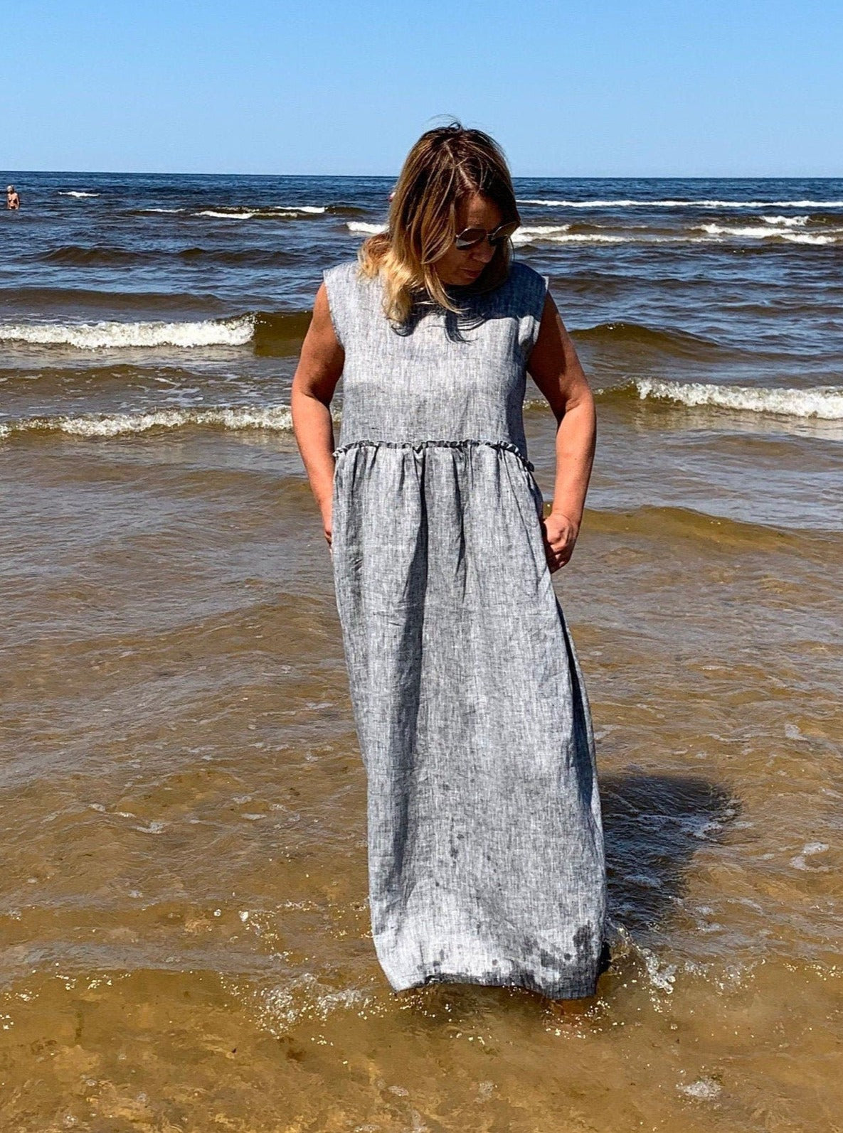 Sleeveless Linen Maxi Dress with Pockets – Sustainable Softened Linen