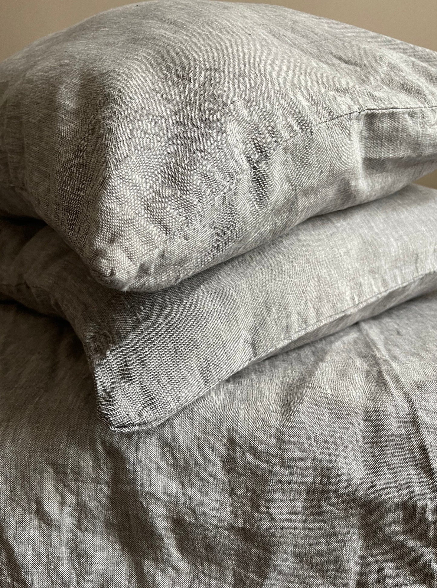Melange Grey Linen Pillowcase Set with Envelope Closure