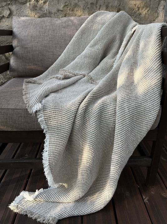 High-quality European linen blanket