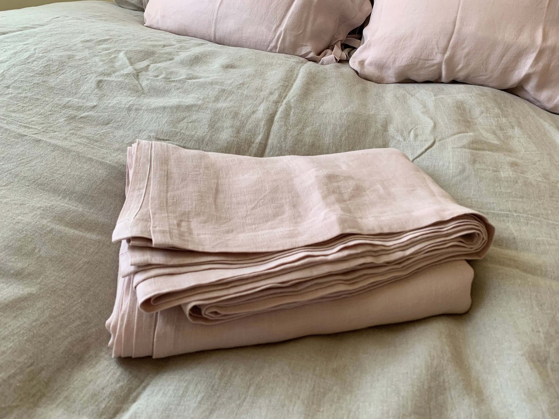 LinenStars Light Dusty Rose Linen Sheet View