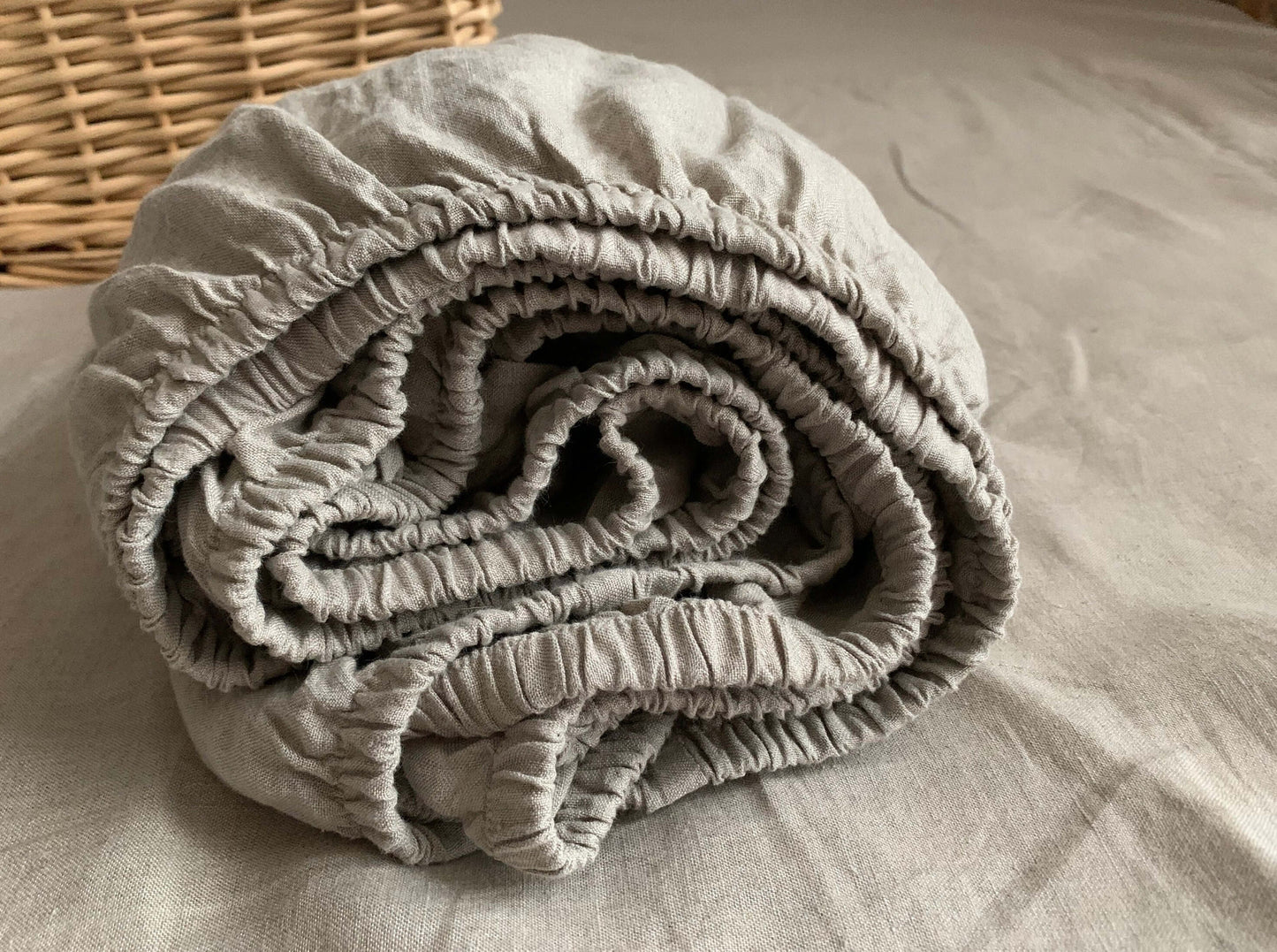 Luxurious Linen Fitted Sheet in Milk White