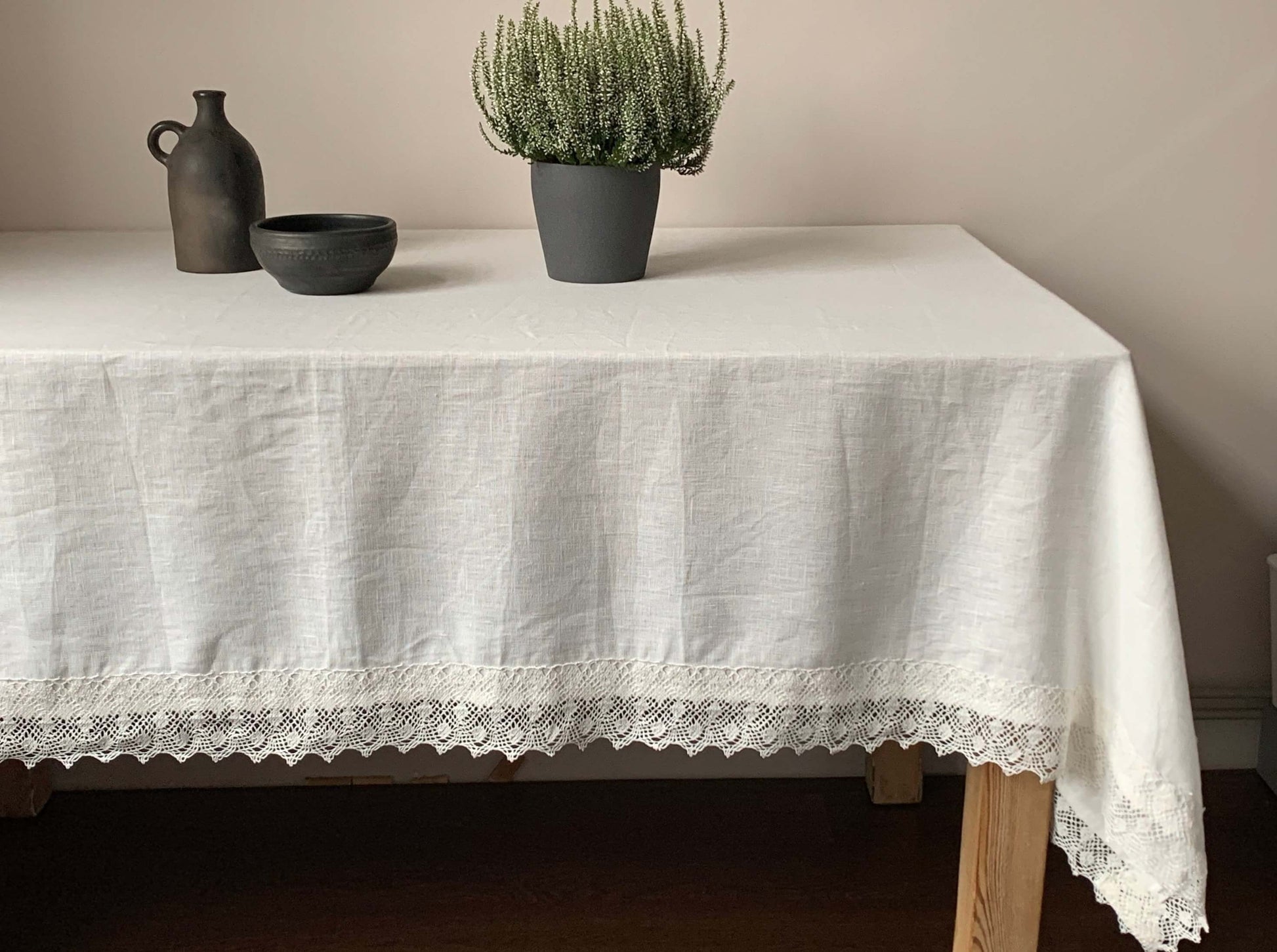 Tablecloth for memorable family dining