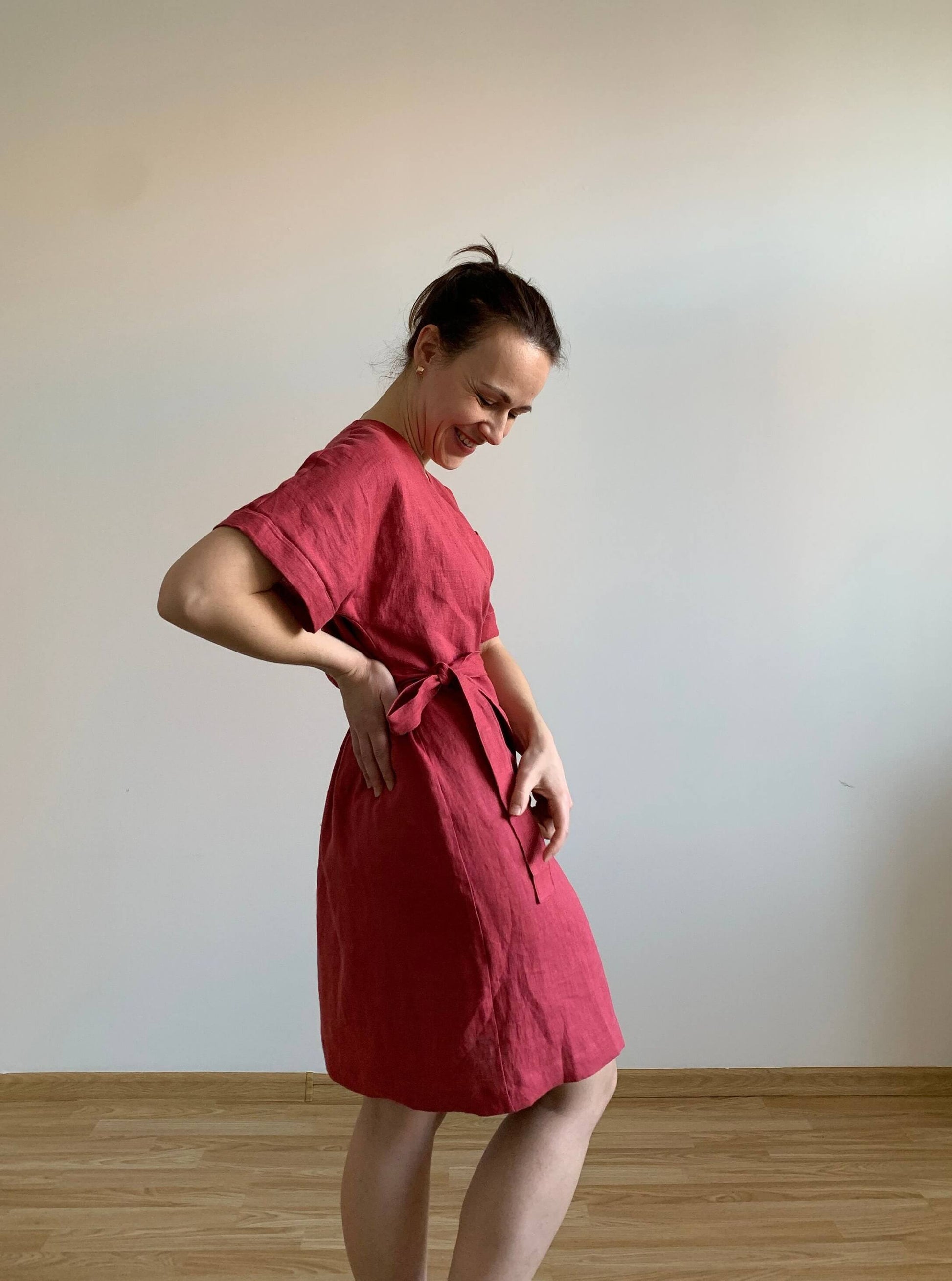 Elegant Kimono Wrap Linen Dress - Comfort & Style | LinenStars Elegant Kimono Wrap Linen Dress - Comfort & Style | LinenStars
