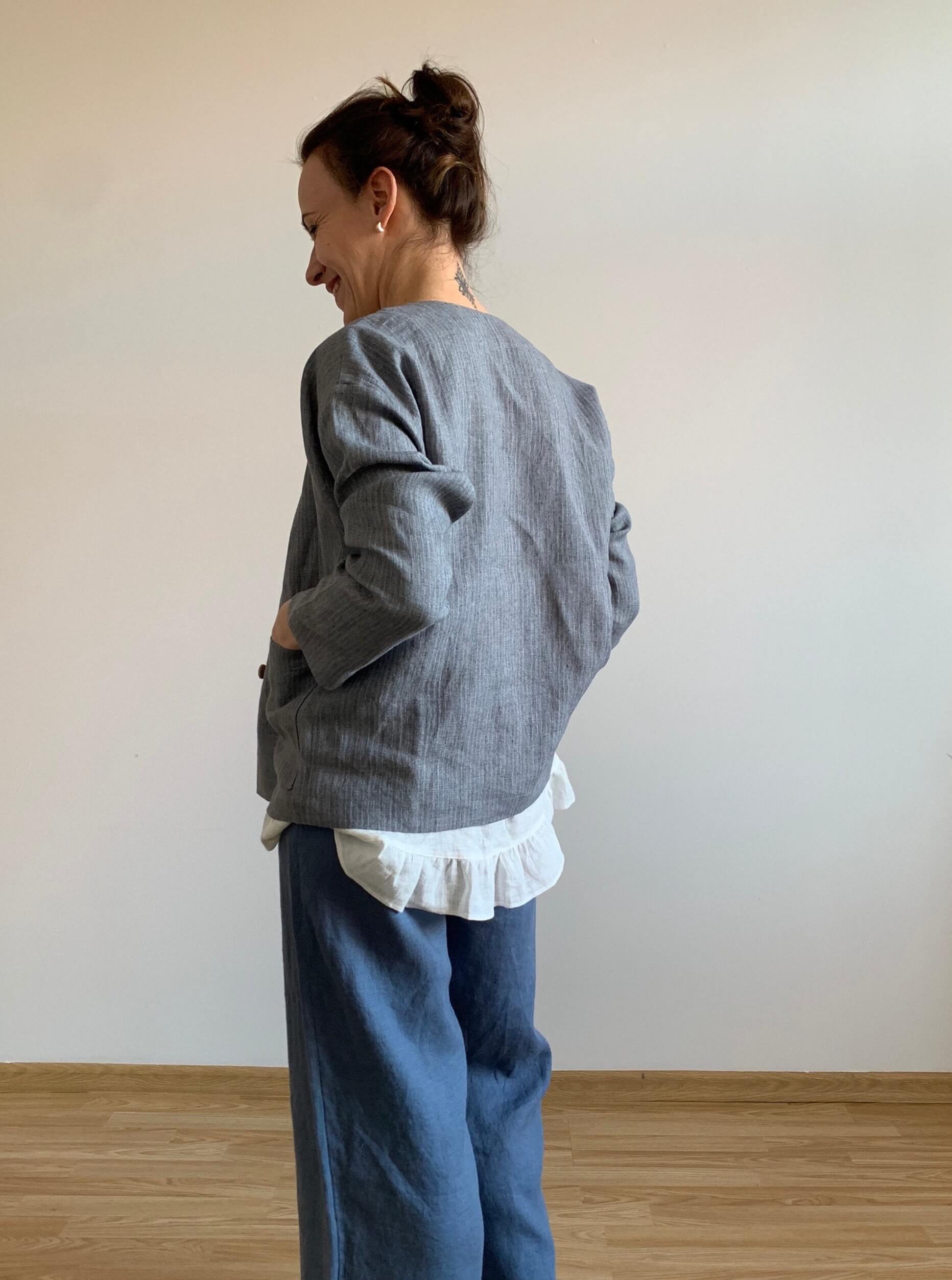 customizable_length_linen_jacket_model_view