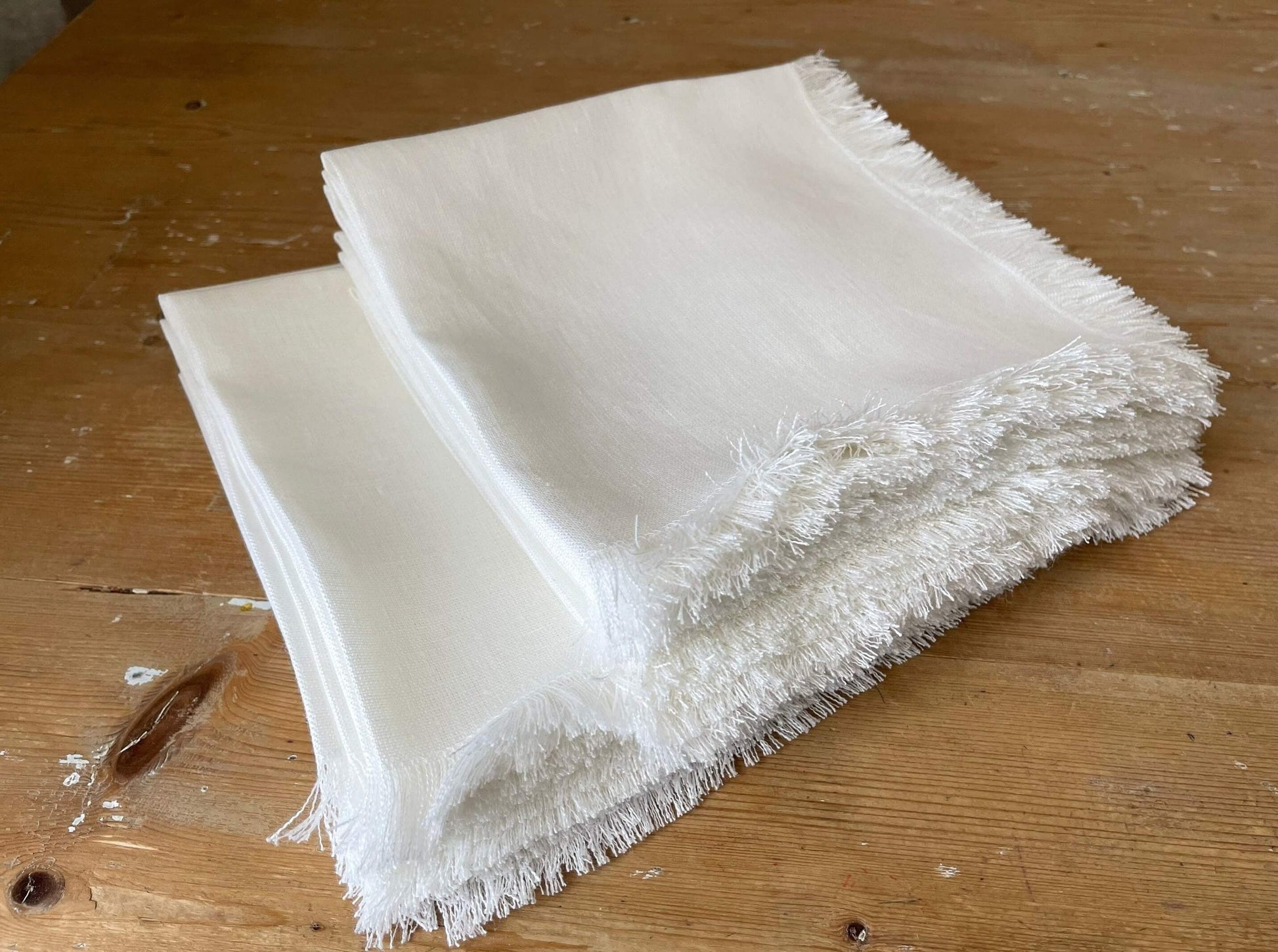Sophisticated table linen napkin set