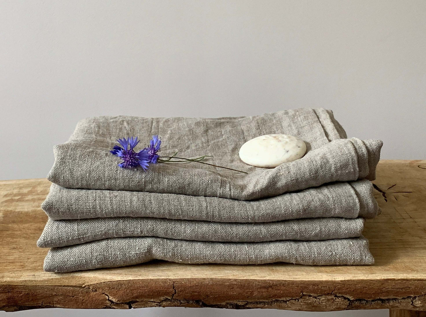 Spa quality absorbent linen towel