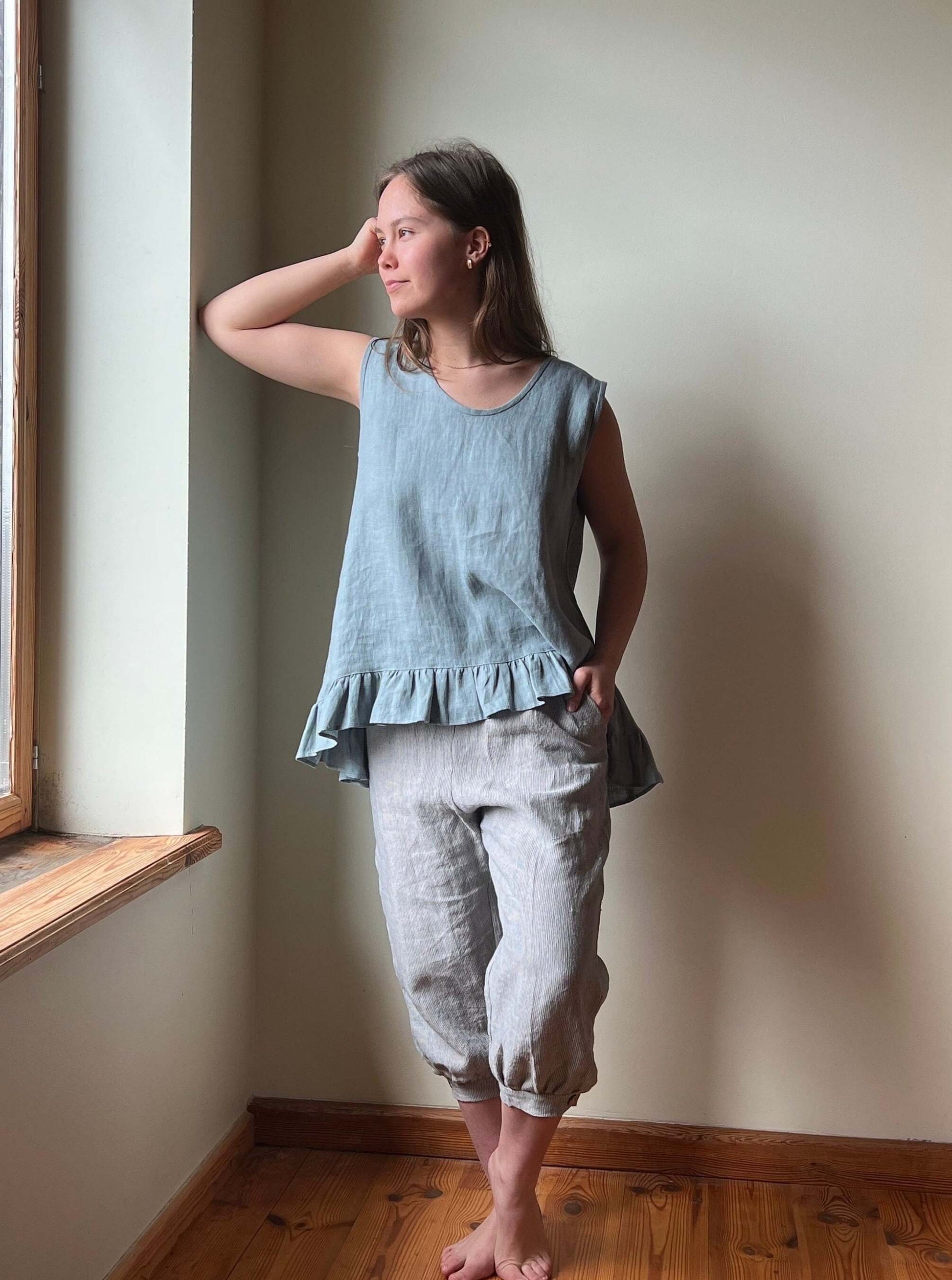 side_pockets_striped_linen_pants