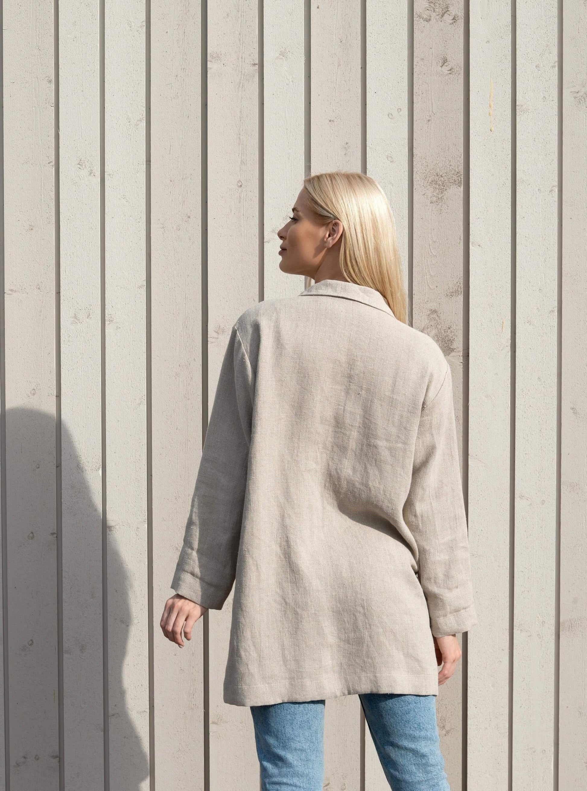 Size guide for linen jacket with pockets