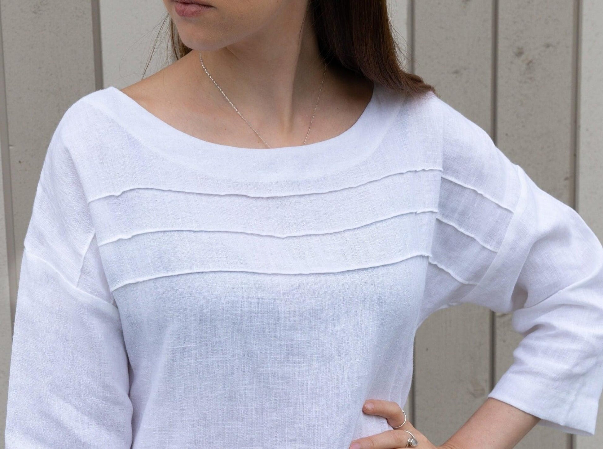 Elegant women's linen dress