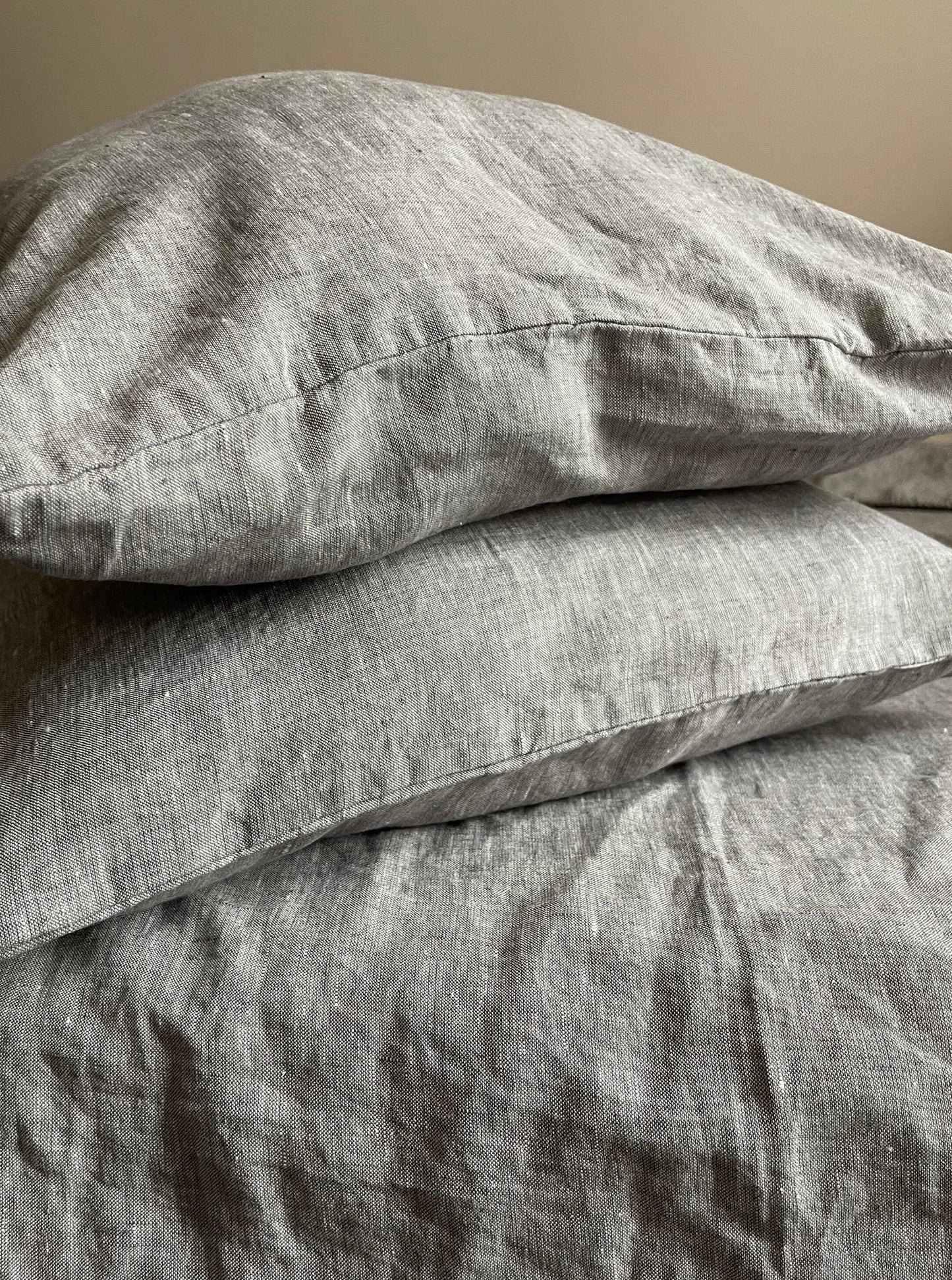Melange Grey Linen Pillowcase Set with Envelope Closure
